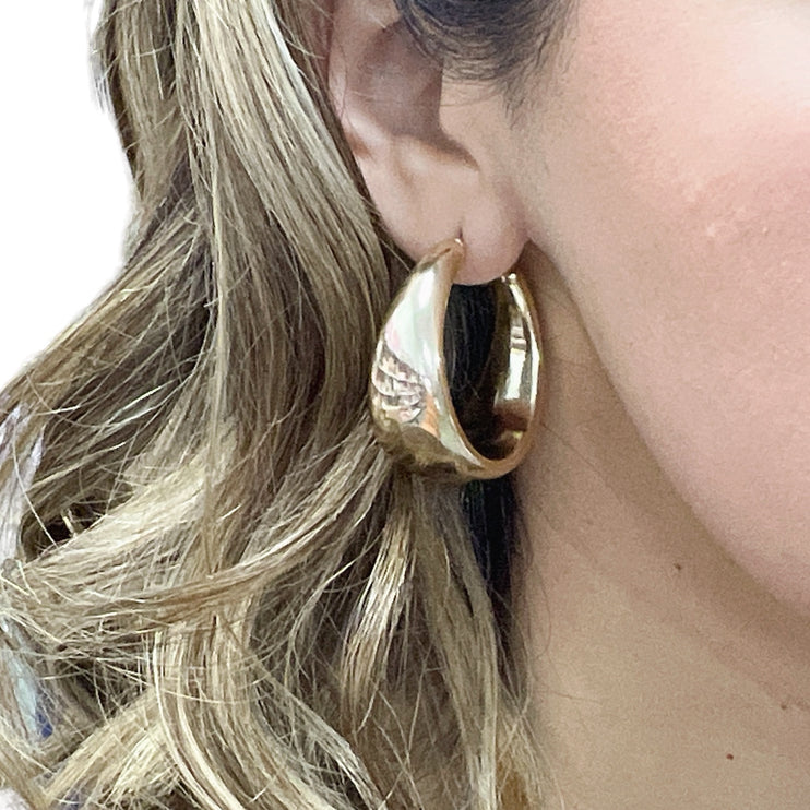 12 pc Chunky C Shape Hoop Earrings in Silver & Gold